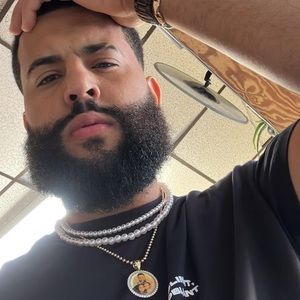 Meet your Posher, Jean carlos